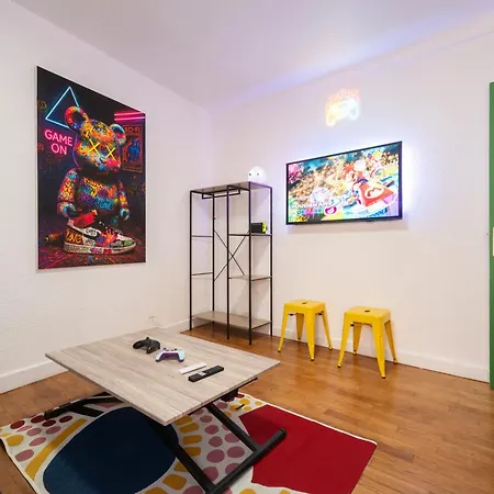 Apartment Pixel - Retro Gaming Inedit, Cosy & Plein Centre *