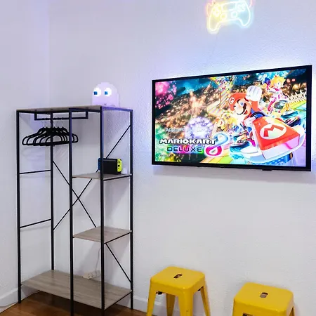 Pixel - Retro Gaming Inedit, Cosy & Plein Centre